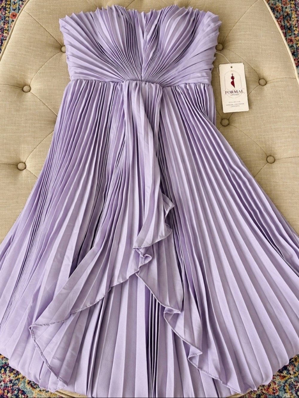 Lavender Lilac Pleated Shell High-Low Dress 8 M Homecoming Prom Wedding Guest